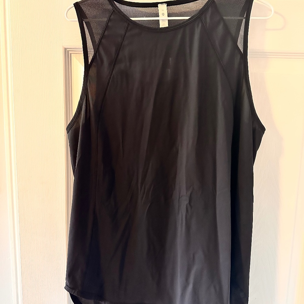 Lululemon tank top